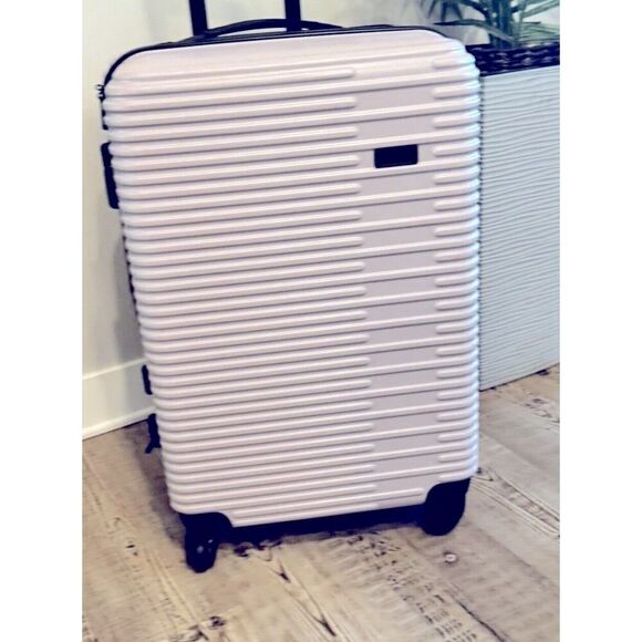 Kensie Hillsboro Expandable Rolling 1Pc Burnished Lilac Luggage carry-on new - Picture 8 of 11